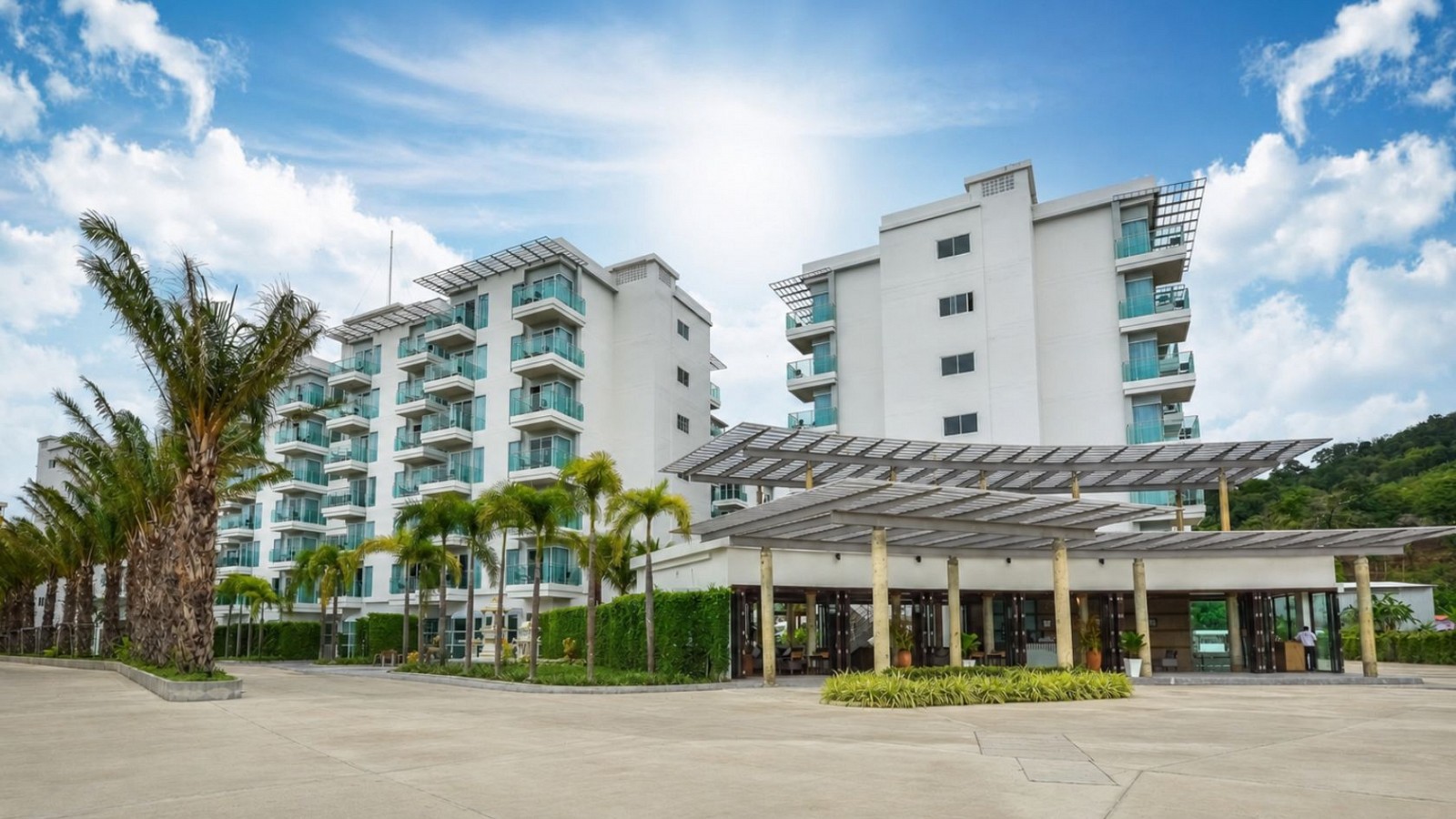 Fishermen's Harbour Urban Resort