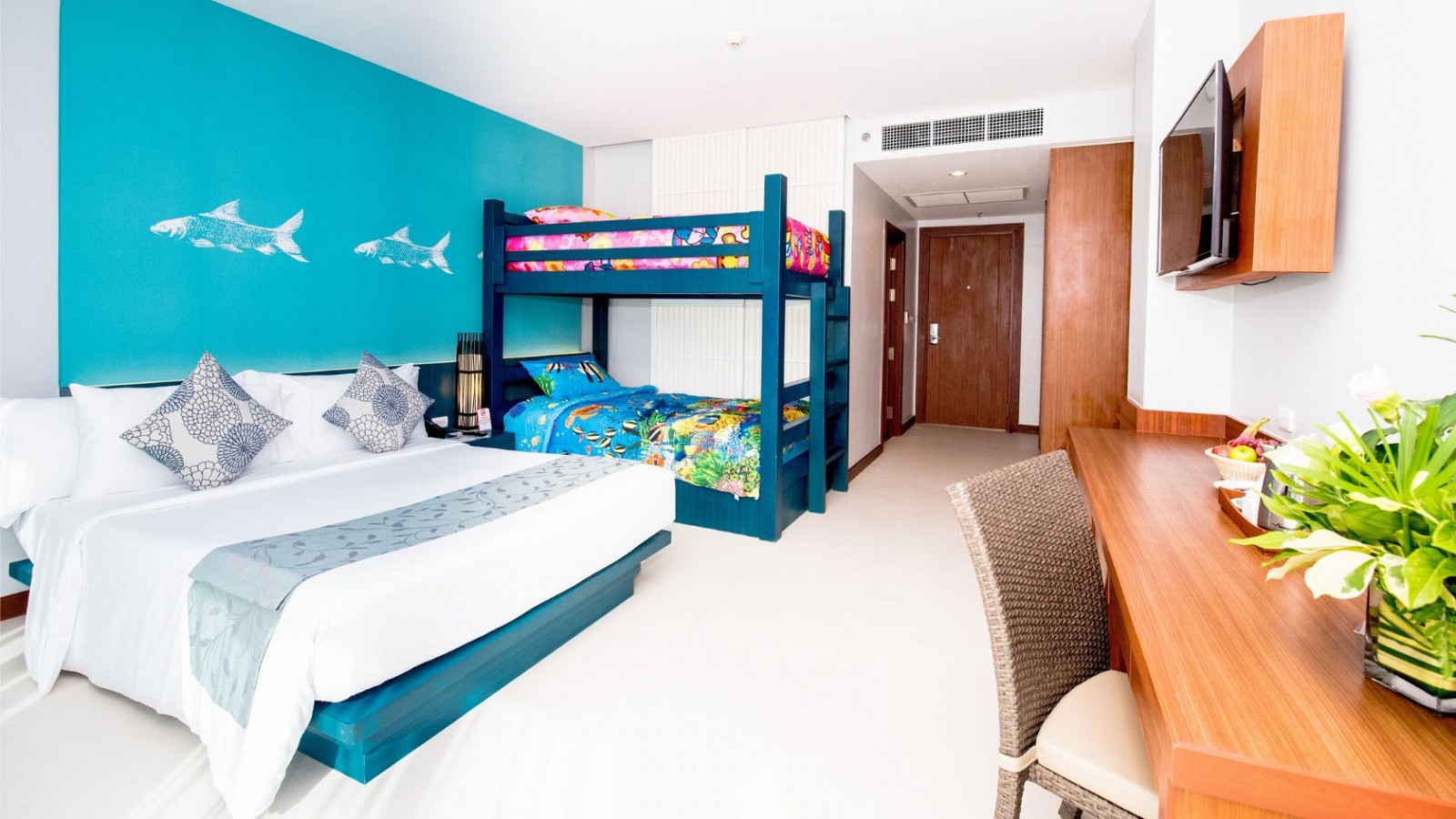 Fishermen's Harbour Urban Resort